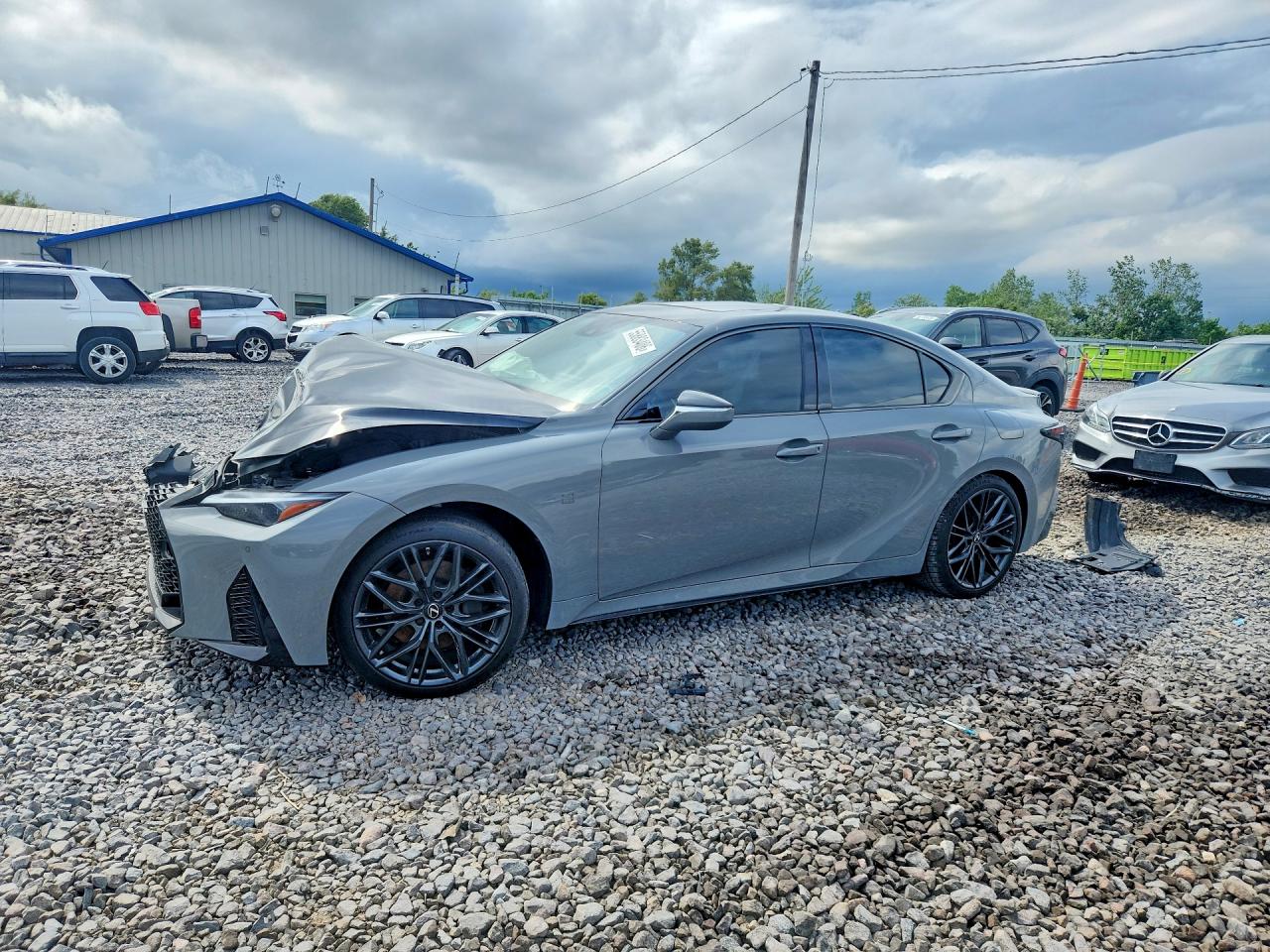 2023 Lexus IS 350 F Sport, VIN JTHBZ1E25P5028404 — Перед