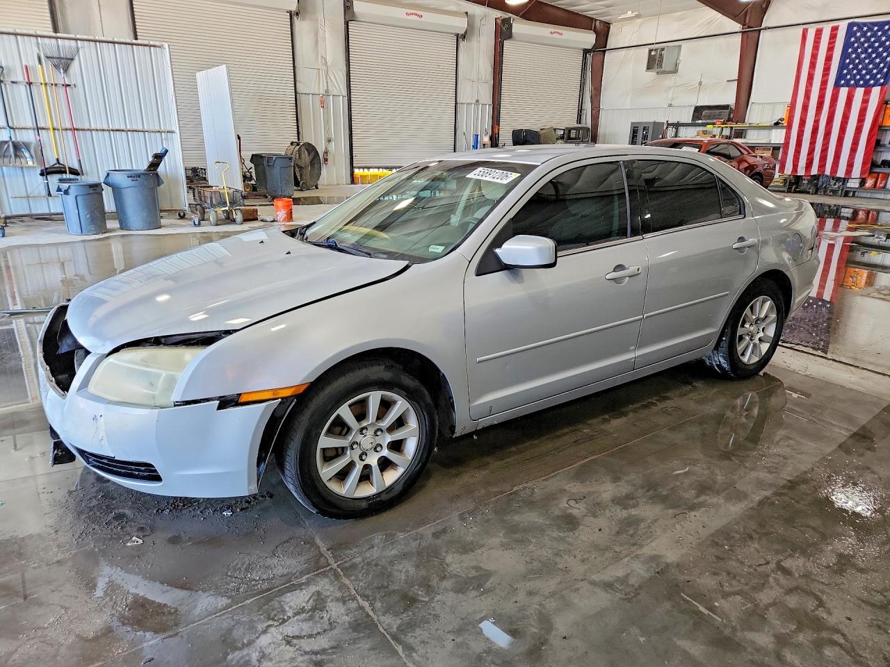 2006 Mercury Milan, VIN 3MEFM07186R601290 — Front end