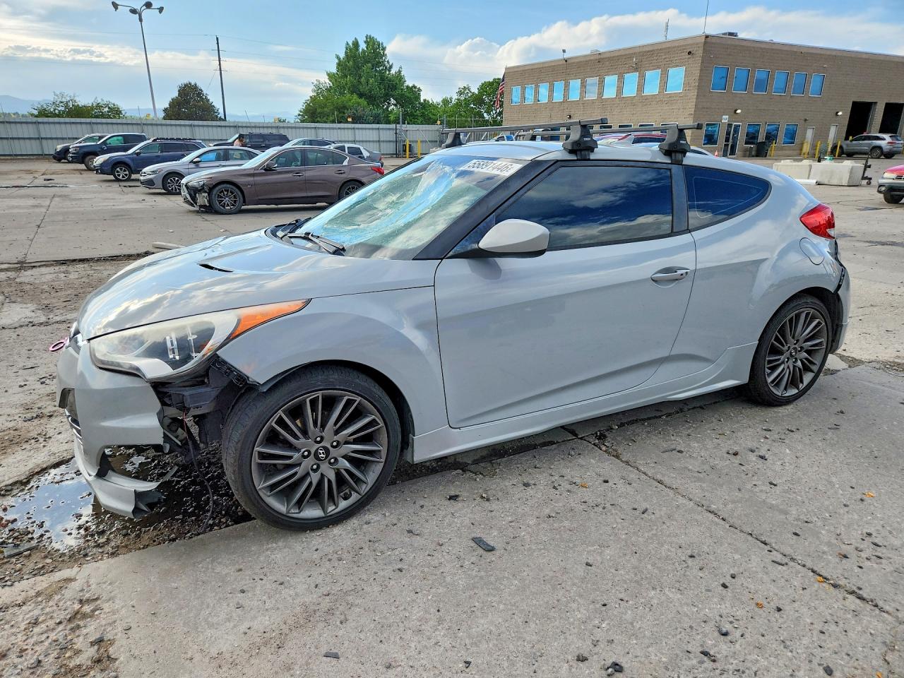 2013 Hyundai Veloster w/Gray Int, VIN KMHTC6AD5DU154058 — Front end