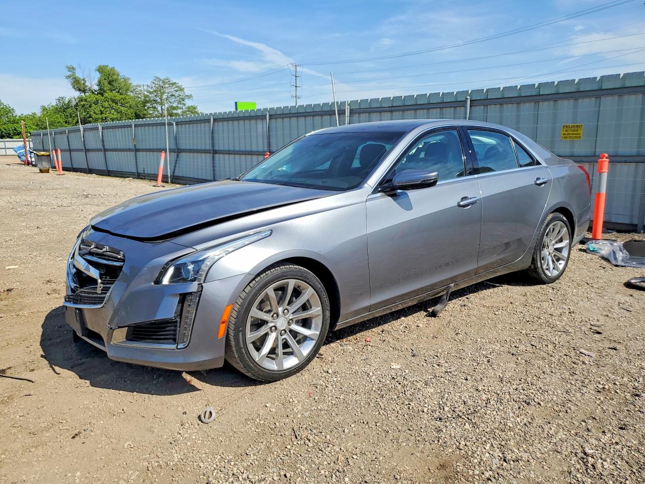 2018 Cadillac CTS Luxury AWD, VIN 1G6AX5SX5J0160659 — Бок