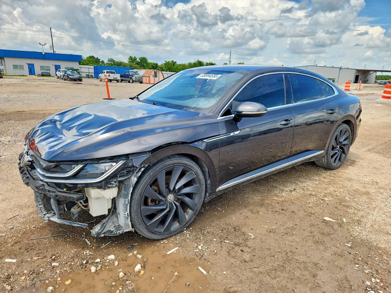 2019 Volkswagen Arteon SE R-Line, VIN WVWFR7AN4KE027839 — Front end