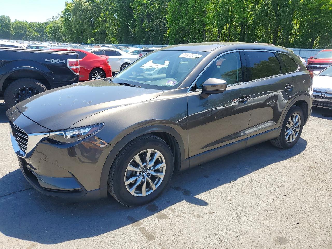 2019 Mazda CX-9 Touring, VIN JM3TCBCY7K0311064 — Front end