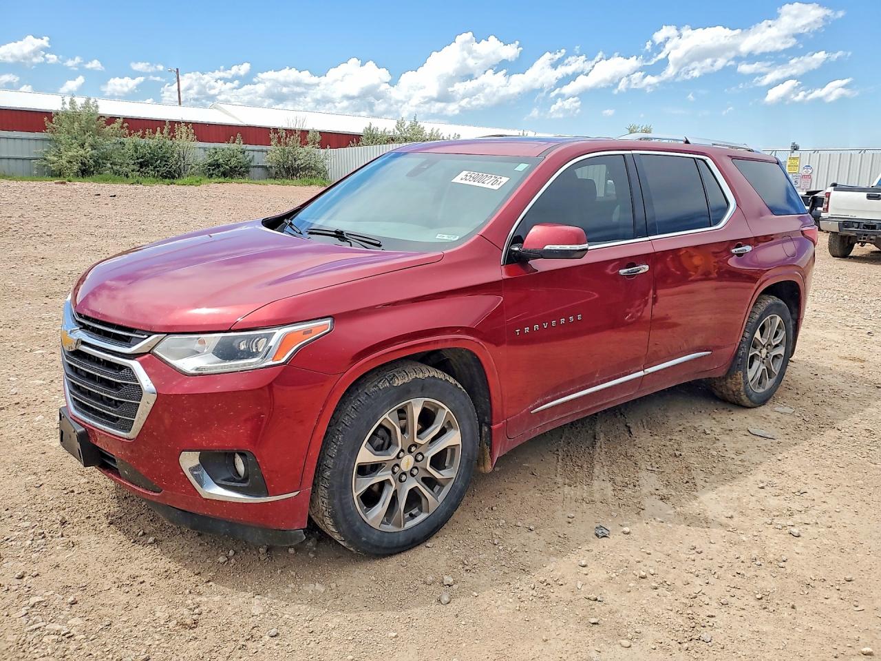 2019 Chevrolet Traverse Premier, VIN 1GNEVKKW7KJ284350 — Зад