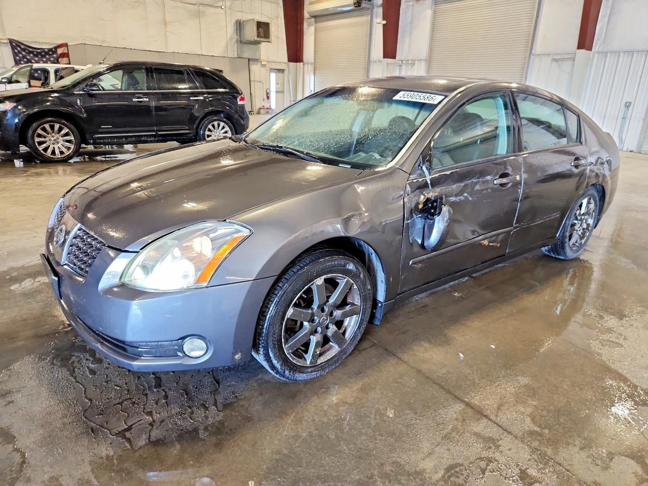 2005 Nissan Maxima SL, VIN 1N4BA41E95C870235 — Бок