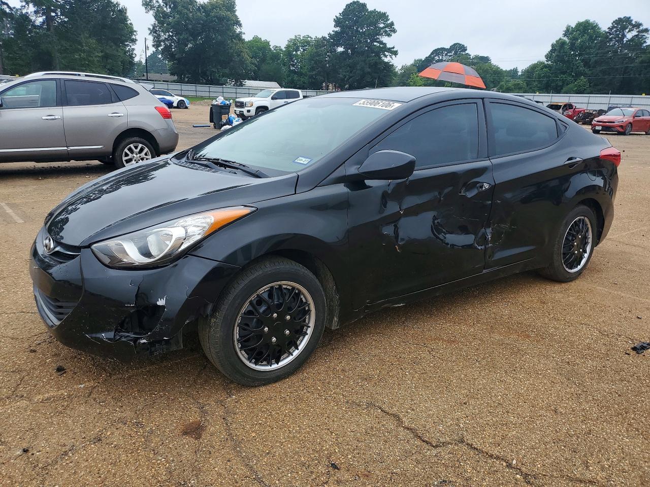 2011 Hyundai Elantra GLS, VIN 5NPDH4AE5BH033254 — Side
