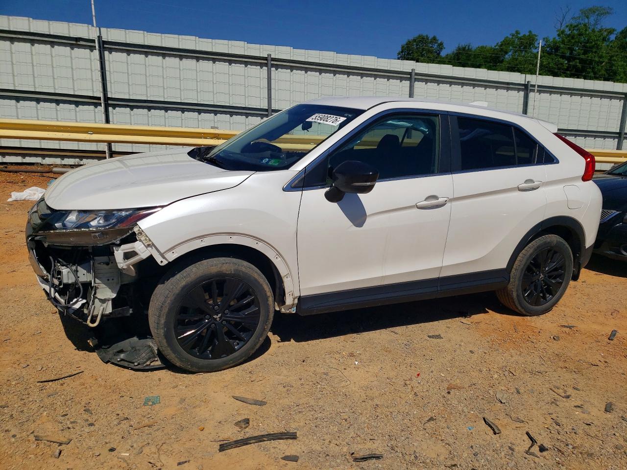 2018 Mitsubishi Eclipse Cross LE, VIN JA4AT4AA8JZ063252 — Front end