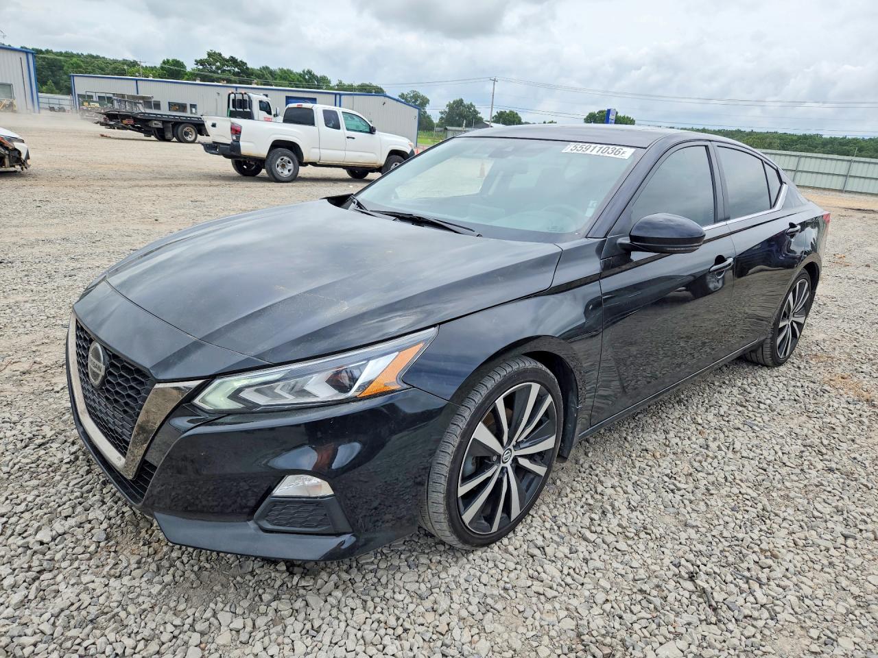 2021 Nissan Altima SR, VIN 1N4AL4CV2MN324981 — Side
