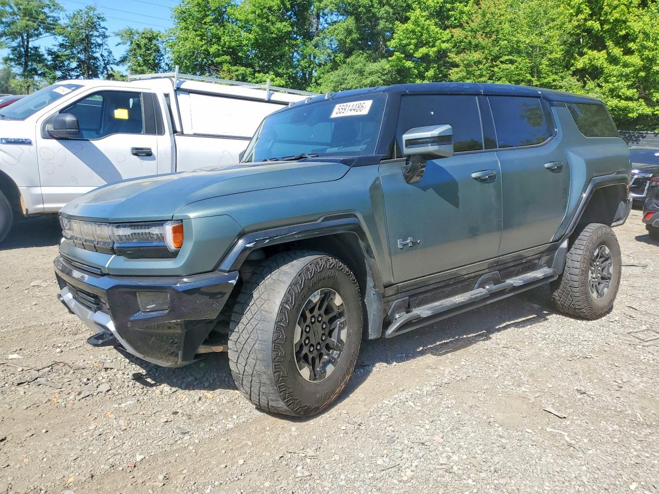 2024 GMC Hummer EV 3X, VIN 1GKB0RDC8RU103453 — Side