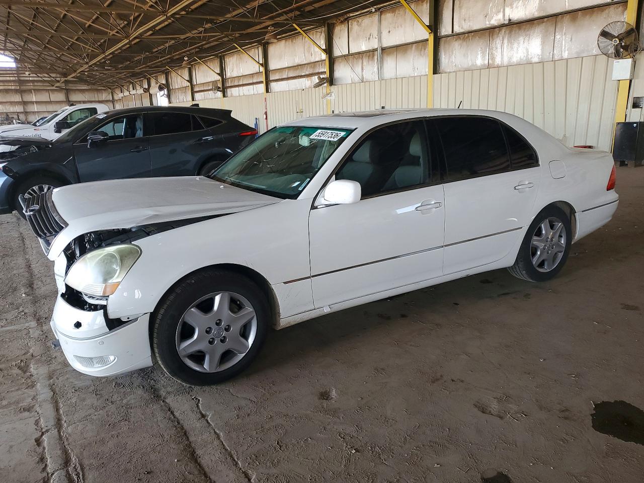 2003 Lexus LS 430, VIN JTHBN30F130117492 — Front end