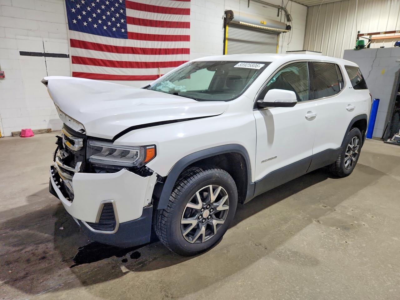 2020 GMC Acadia SLE, VIN 1GKKNRLS9LZ110206 — Перед