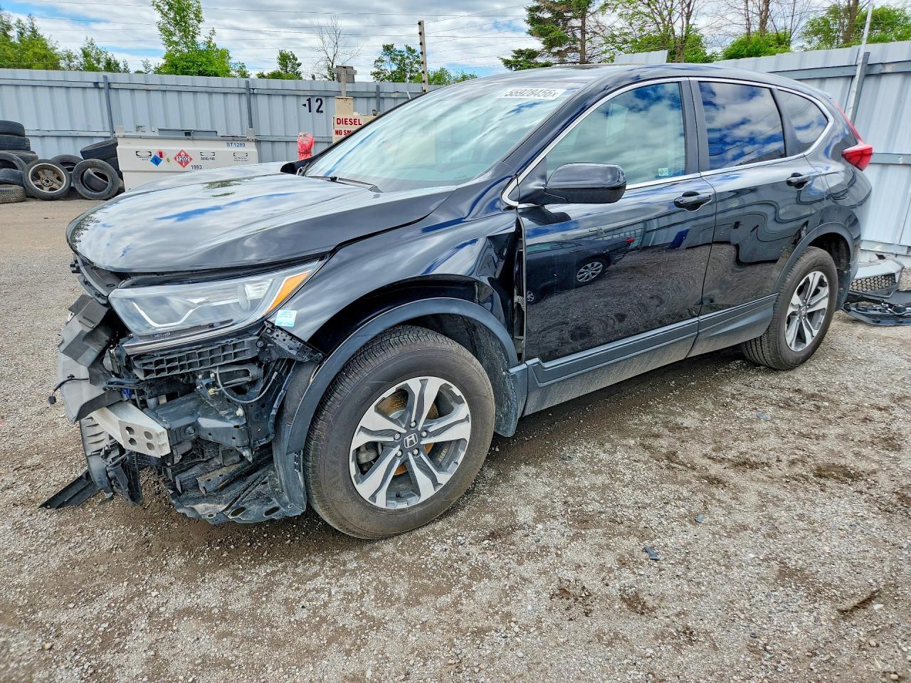 2019 Honda CR-V LX, VIN 2HKRW2H21KH106681 — Front end