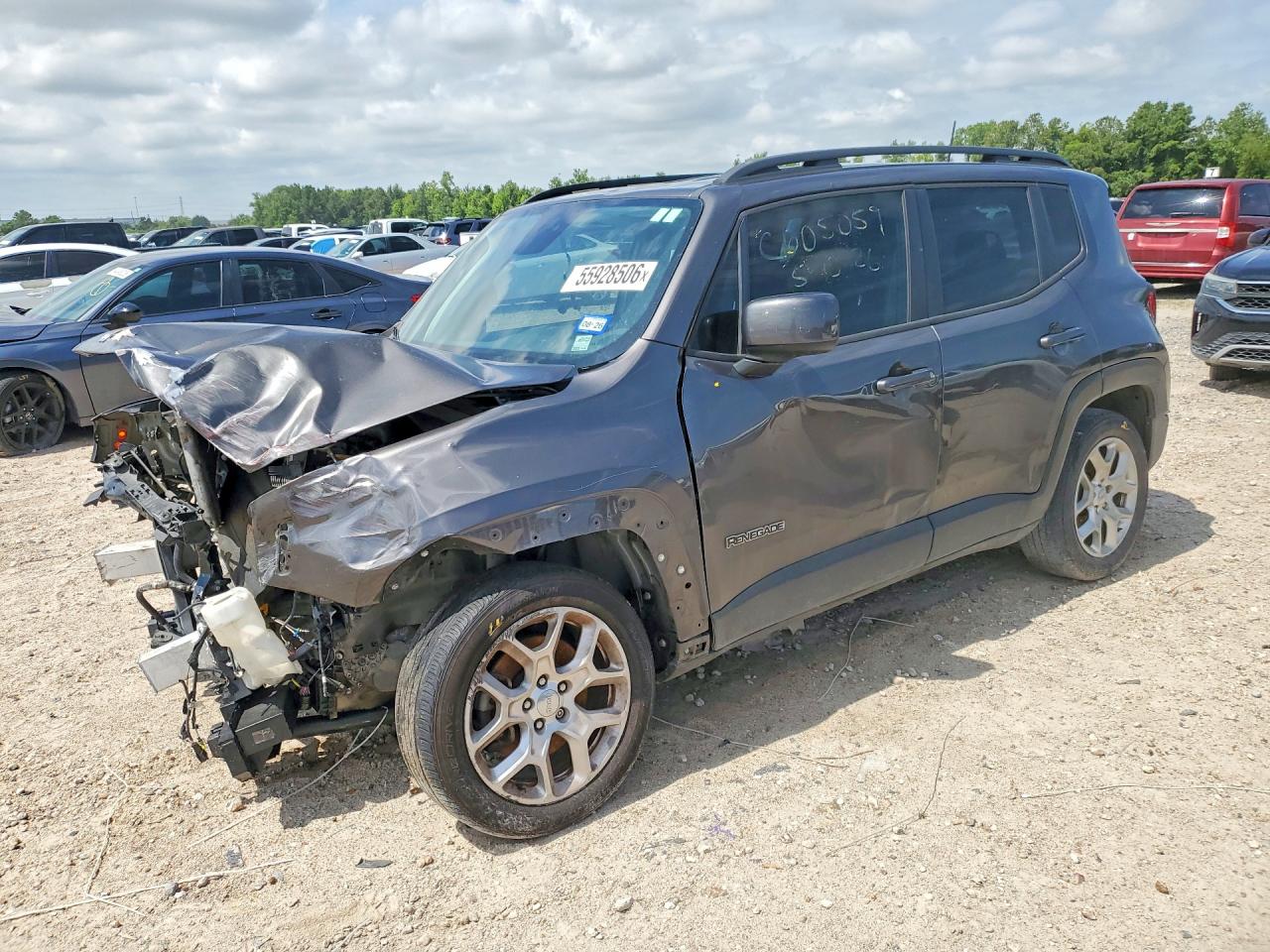 2018 Jeep Renegade Latitude, VIN ZACCJABB2JPG79988 — Front end