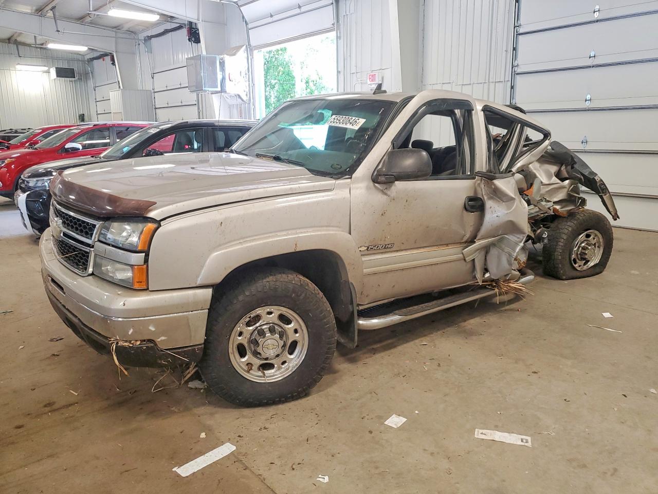 2006 Chevrolet Silverado 1500HD LT2, VIN 1GCGK13U46F255107 — Зад