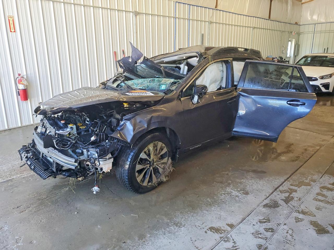 2016 Subaru Outback Limited, VIN 4S4BSEJC2G3321678 — Rollover