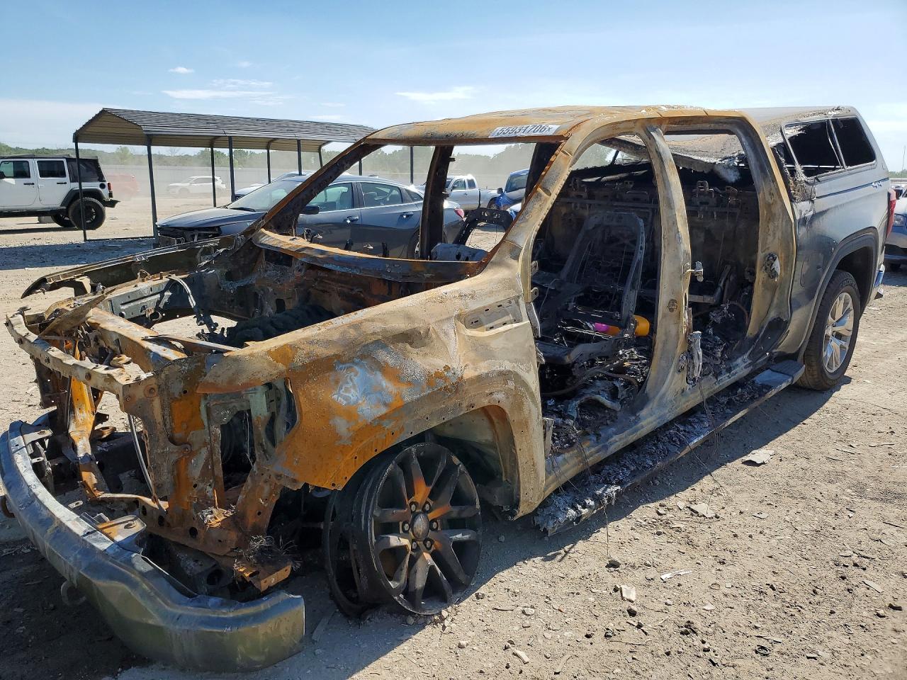 2020 GMC Sierra 1500 SLT, VIN 3GTU9DED2LG132042 — Burn
