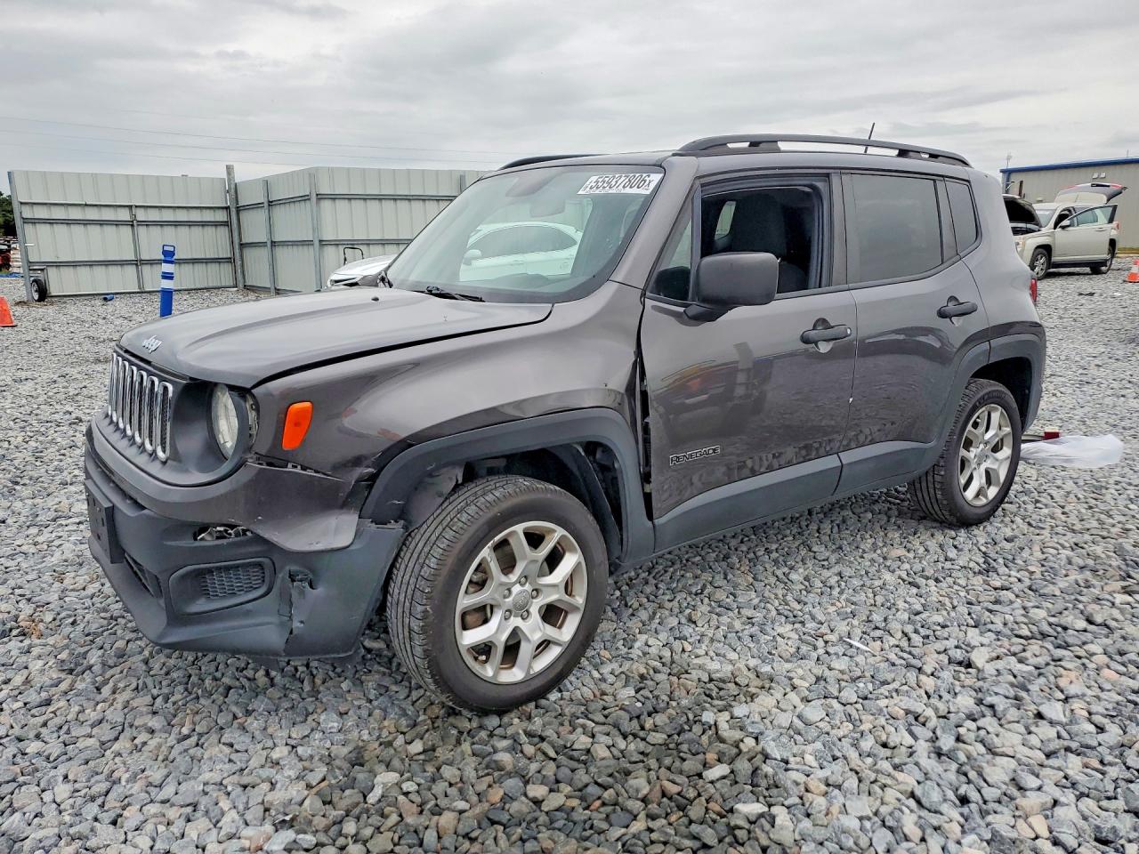 2018 Jeep Renegade Sport, VIN ZACCJBAB8JPJ22393 — Front end