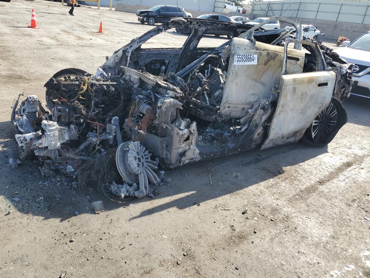2024 Land Rover Range Rover Velar R-Dynamic HSE, VIN SALYM2FU5RA388162 — Burn