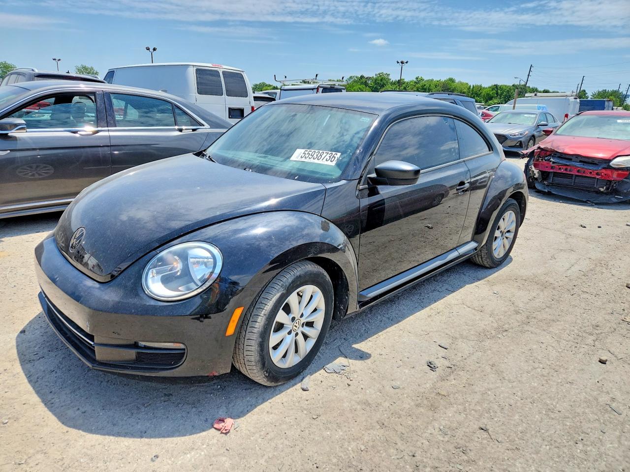 2015 Volkswagen Beetle 1.8T, VIN 3VWF17AT9FM629526 — Front end