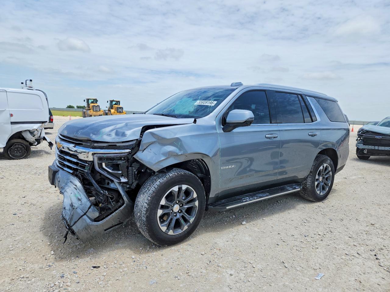 2026 Chevrolet Tahoe LT, VIN 1GNS5NKD7TR145857 — Перед