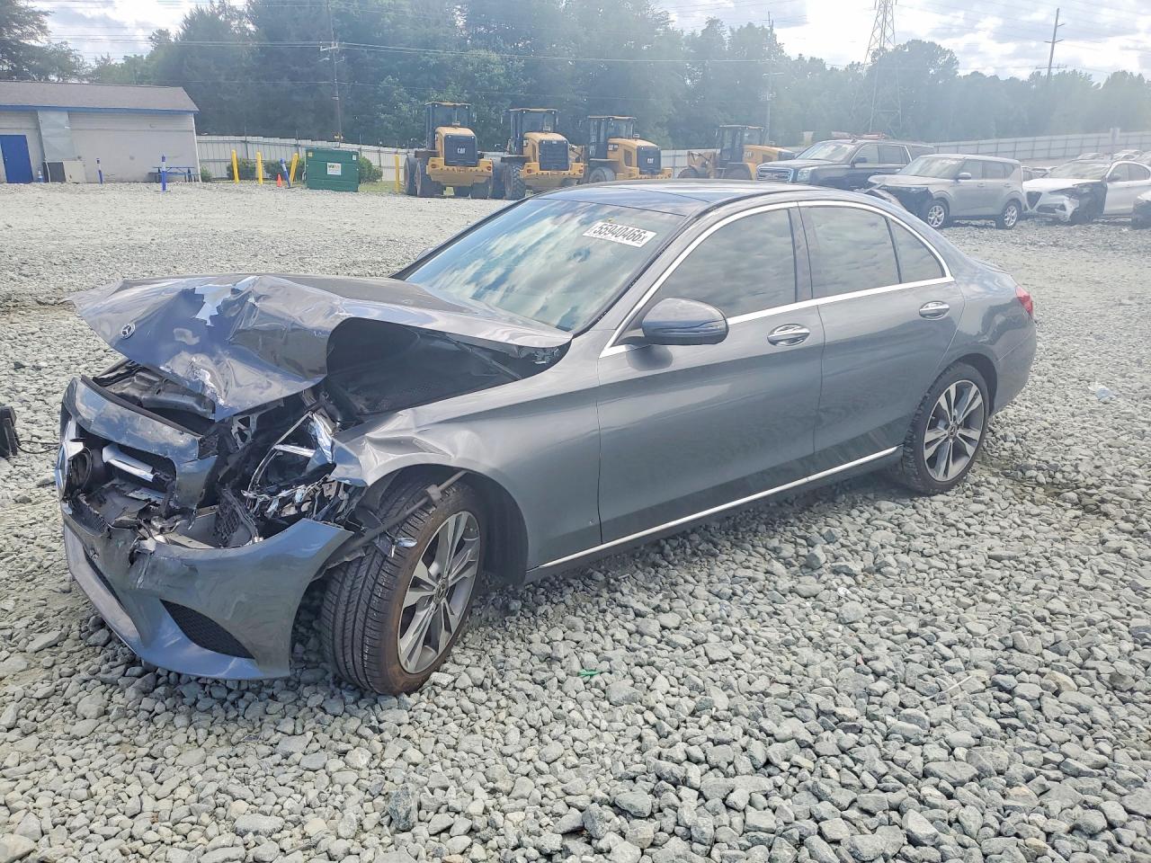 2019 Mercedes-Benz C 300, VIN WDDWF8EB8KR481542 — Front end