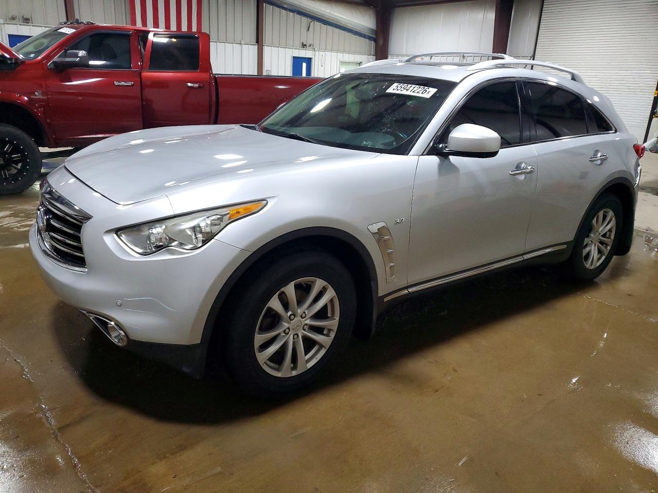 2016 Infiniti QX70, VIN JN8CS1MW2GM752270 — Rear end
