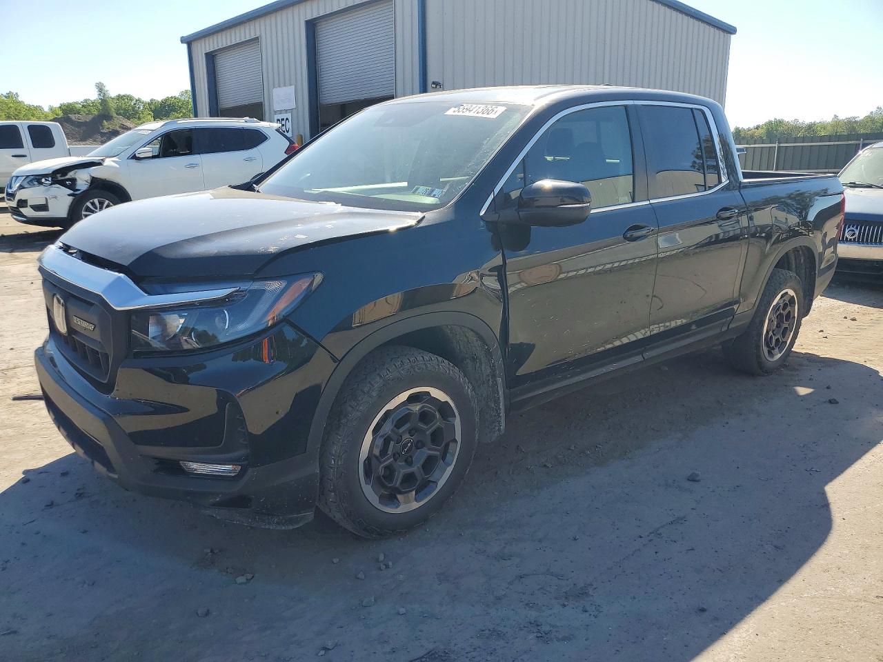 2024 Honda Ridgeline RTS, VIN 5FPYK3F43RB023030 — Front end