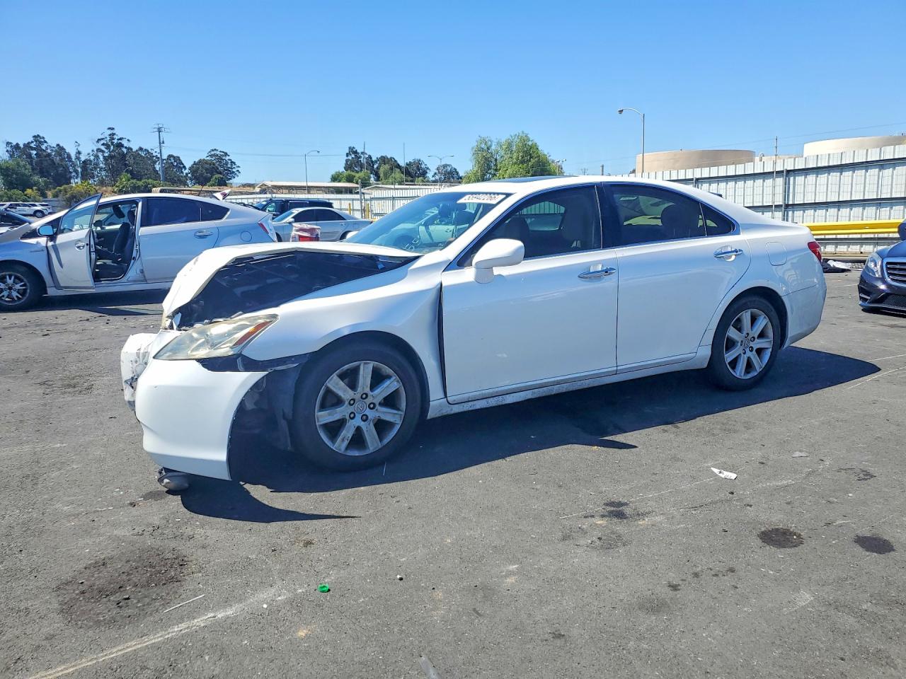 2008 Lexus ES 330, VIN JTHBJ46G382187590 — Front end