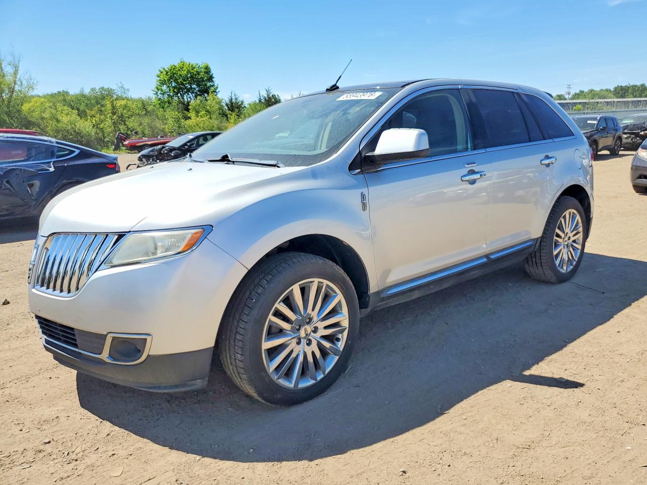 2011 Lincoln MKX, VIN 2LMDJ8JKXBBJ12870 — Undercarriage