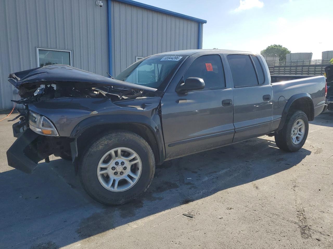 2004 Dodge Dakota SLT, VIN 1D7HL48N94S667196 — Front end