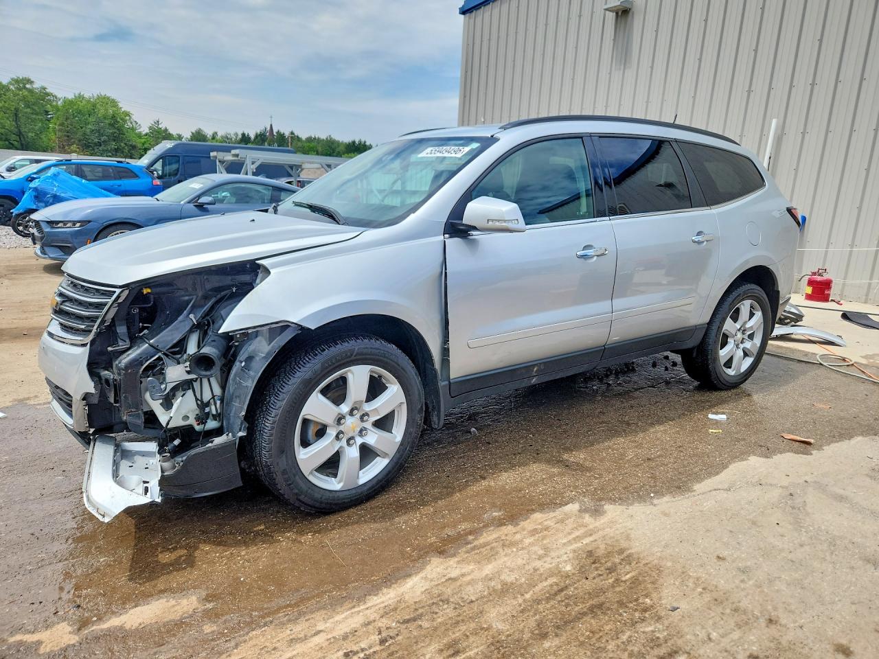 2017 Chevrolet Traverse LT, VIN 1GNKRGKD7HJ206243 — Front end