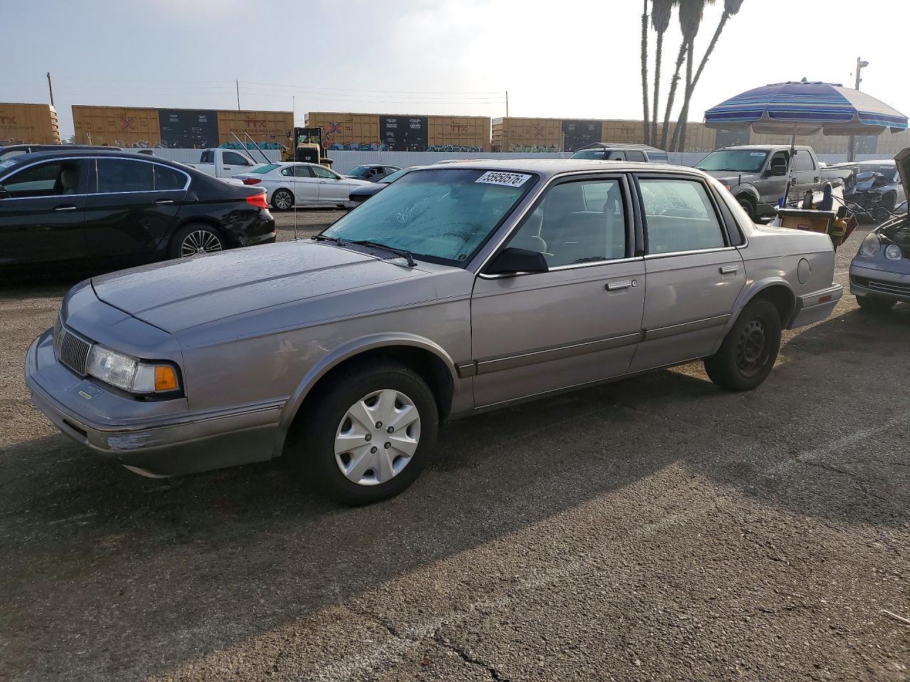 1996 Oldsmobile Cutlass Ciera, VIN 1G3AJ554XT6373686 — Мелкие вмятины и царапины