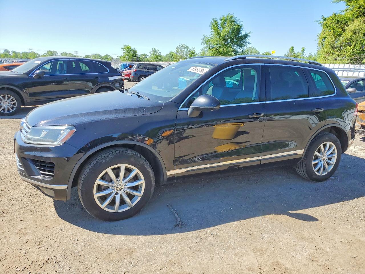 2016 Volkswagen Touareg Lux, VIN WVGEF9BP3GD012144 — Water / flood