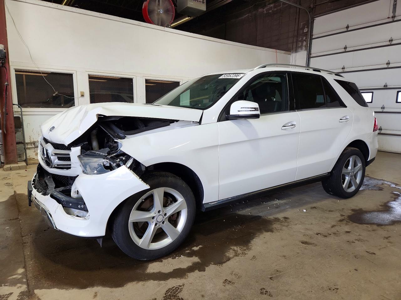 2016 Mercedes-Benz GLE 350, VIN 4JGDA5HB9GA743211 — Front end