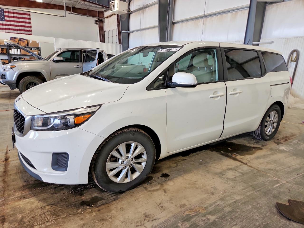 2017 Kia Sedona LX, VIN KNDMB5C15H6243907 — Hail
