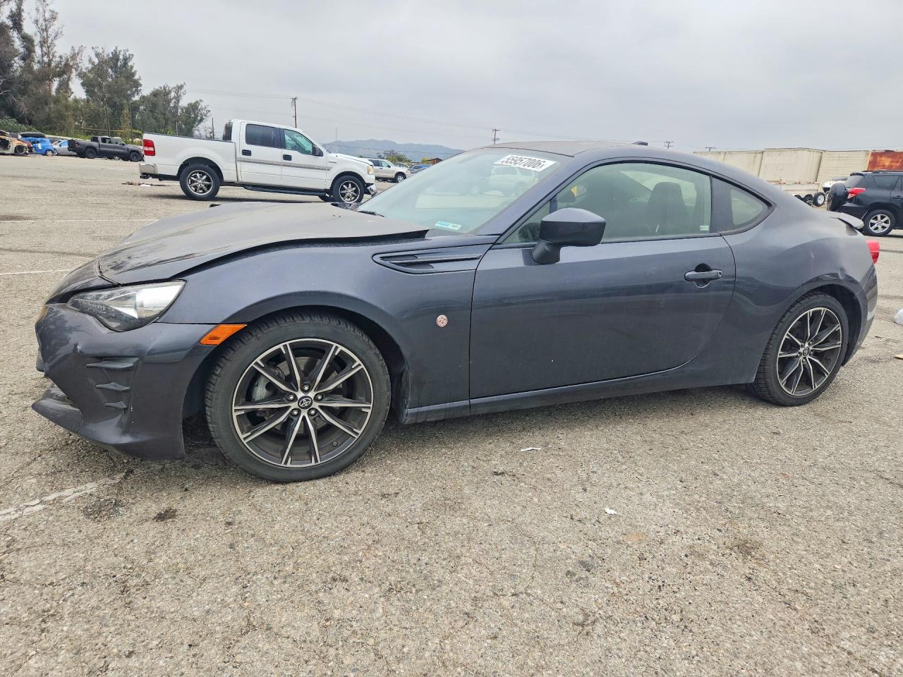 2018 Toyota 86, VIN JF1ZNAA14J8700070 — Front end