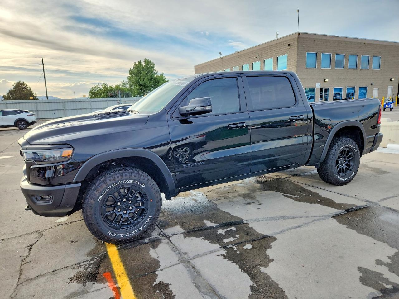 2026 Ram 1500 Rebel, VIN 1C6SRFLP4TN154252 — Front end