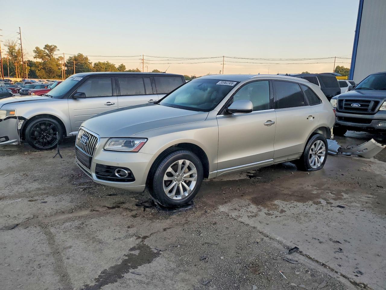 2015 Audi Q5 Premium Plus, VIN WA1LFAFP2FA027820 — Rear end