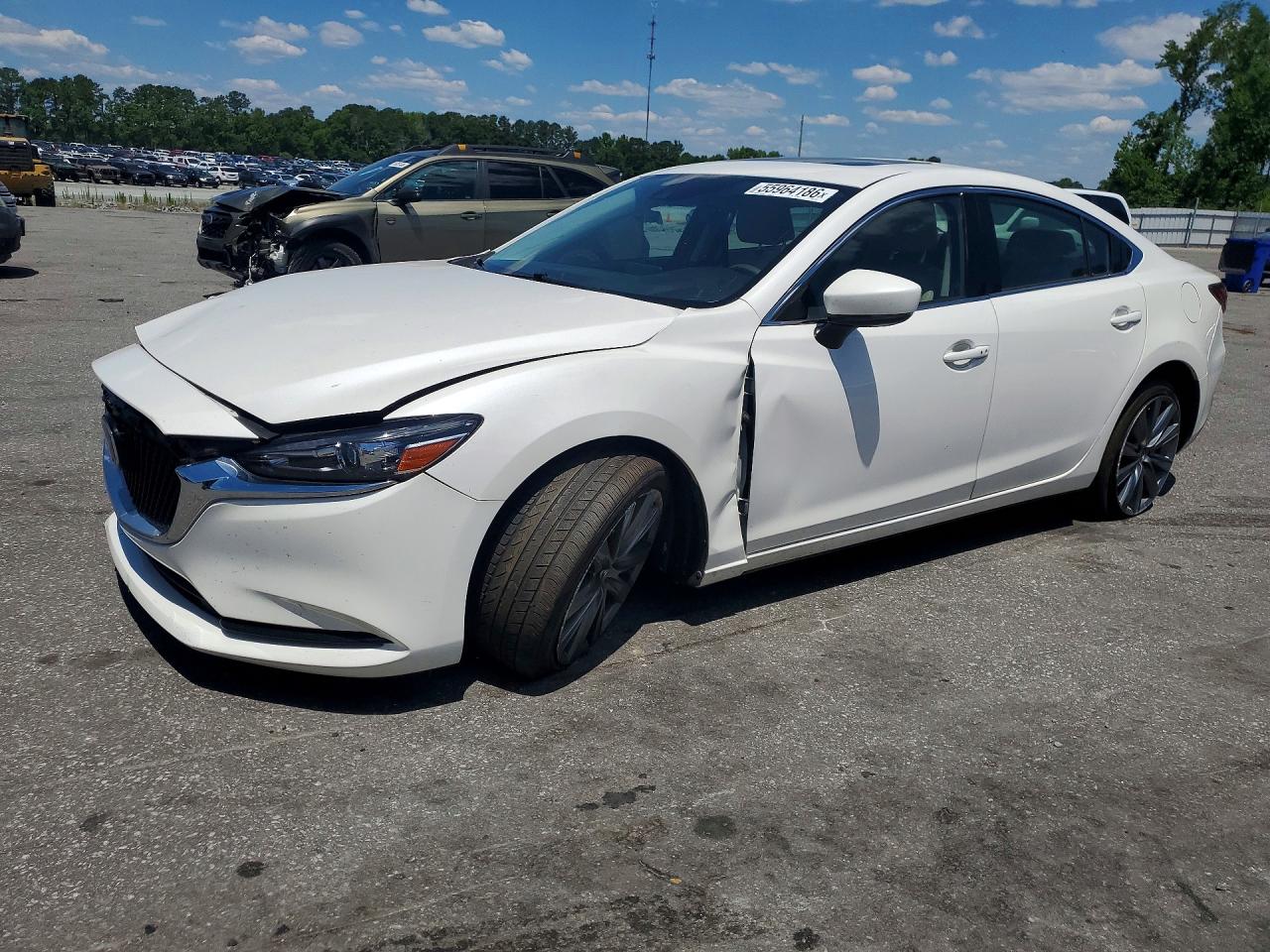 2021 Mazda 6 Touring, VIN JM1GL1VM1M1614272 — Перед