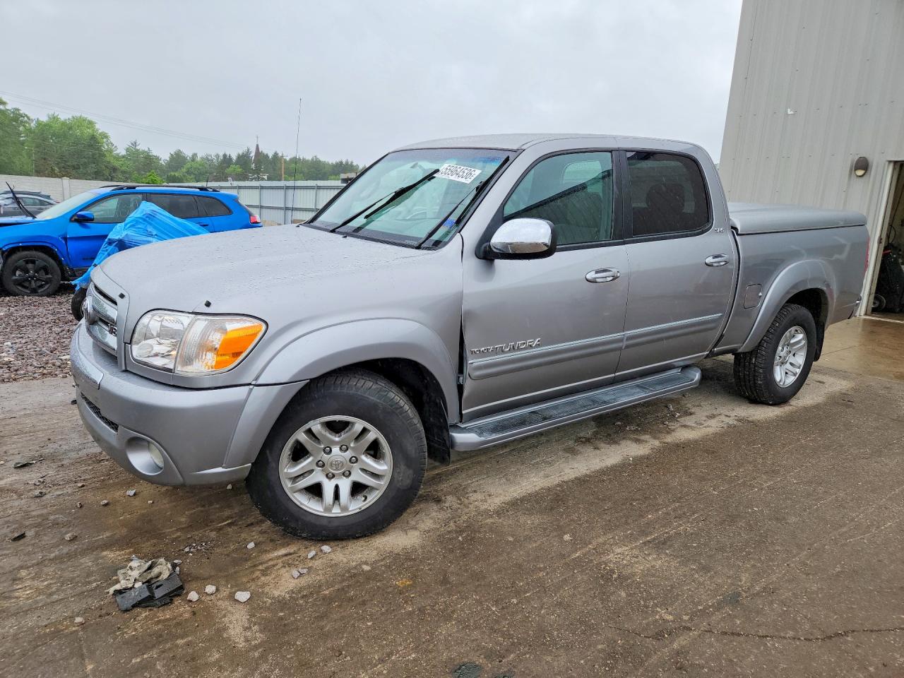 2006 Toyota Tundra SR5, VIN 5TBET34176S539795 — Side