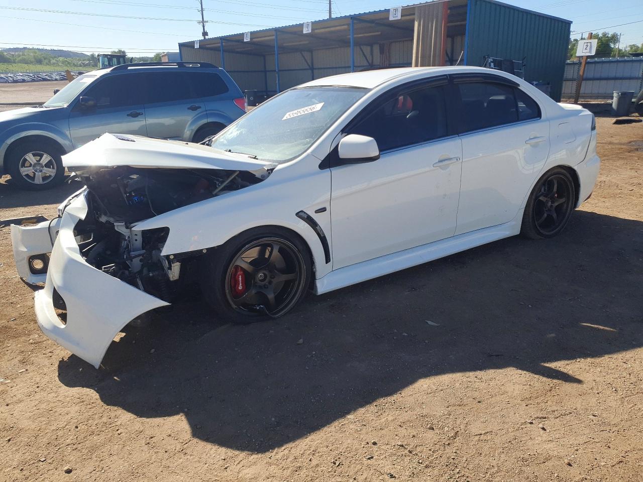 2014 Mitsubishi Lancer Evolution MR, VIN JA32W5FV1EU008209 — Перед