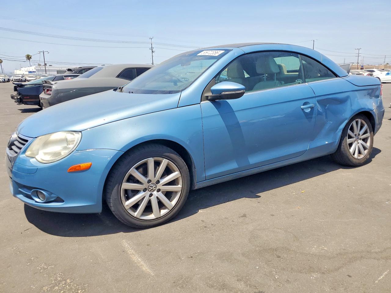 2009 Volkswagen Eos Komfort, VIN WVWBA71F39V006019 — Front end