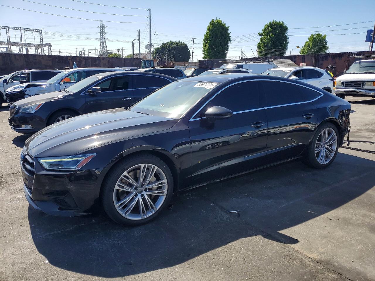 2020 Audi A7 Premium, VIN WAUP2AF28LN002851 — Зад