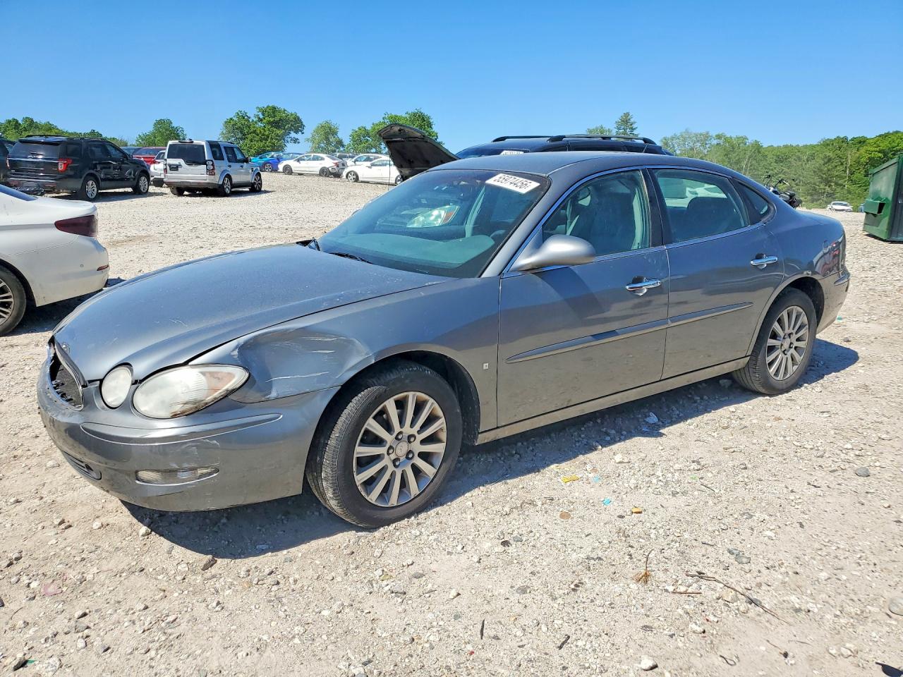 2007 Buick LaCrosse CXS, VIN 2G4WE587371115678 — Undercarriage