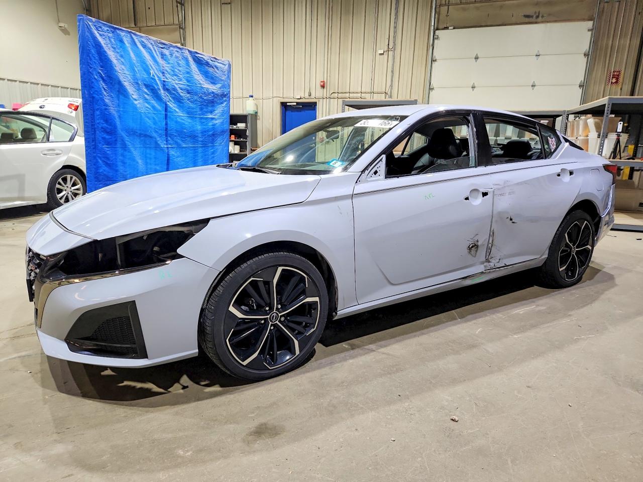 2024 Nissan Altima SR, VIN 1N4BL4CW4RN435696 — Side
