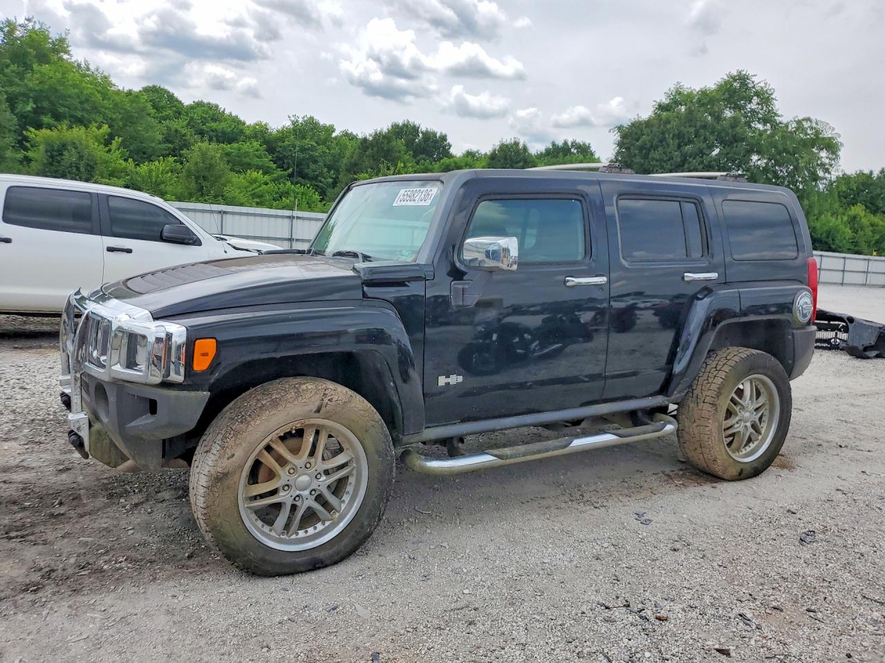 2010 Hummer H3 Luxury, VIN 5GTMNJEE1A8120365 — Water / flood