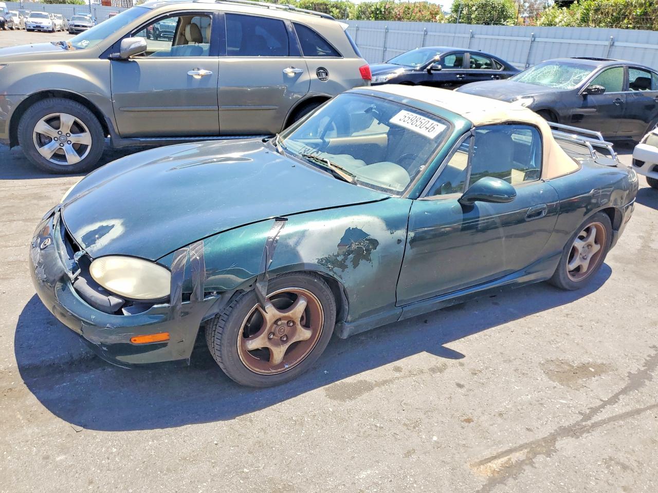 1999 Mazda MX-5 Miata, VIN JM1NB353XX0106907 — Front end