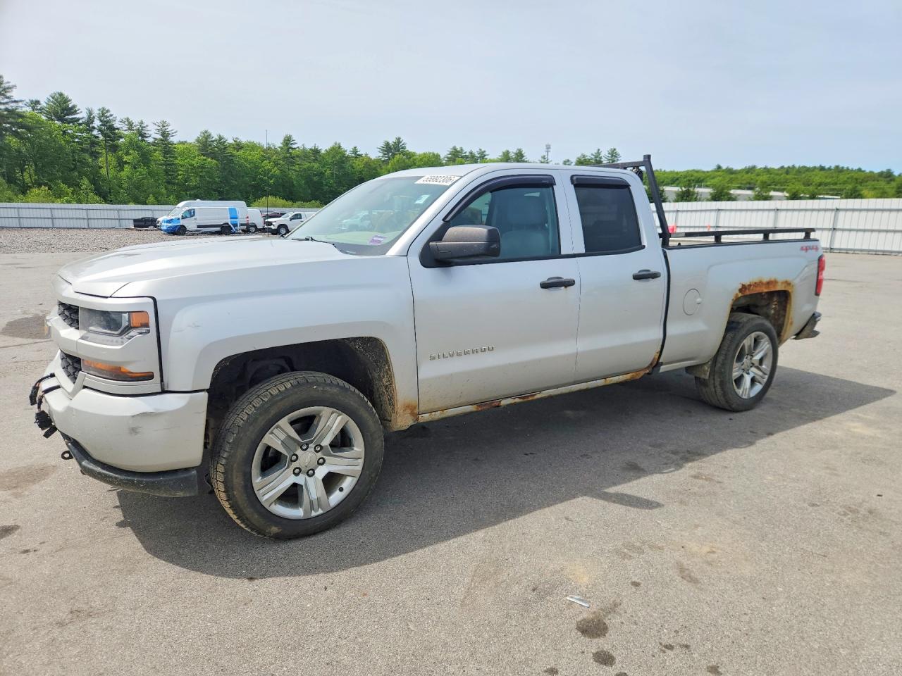 2016 Chevrolet Silverado 1500 Custom, VIN 1GCVKPEC4GZ179600 — Minor dents and scratches