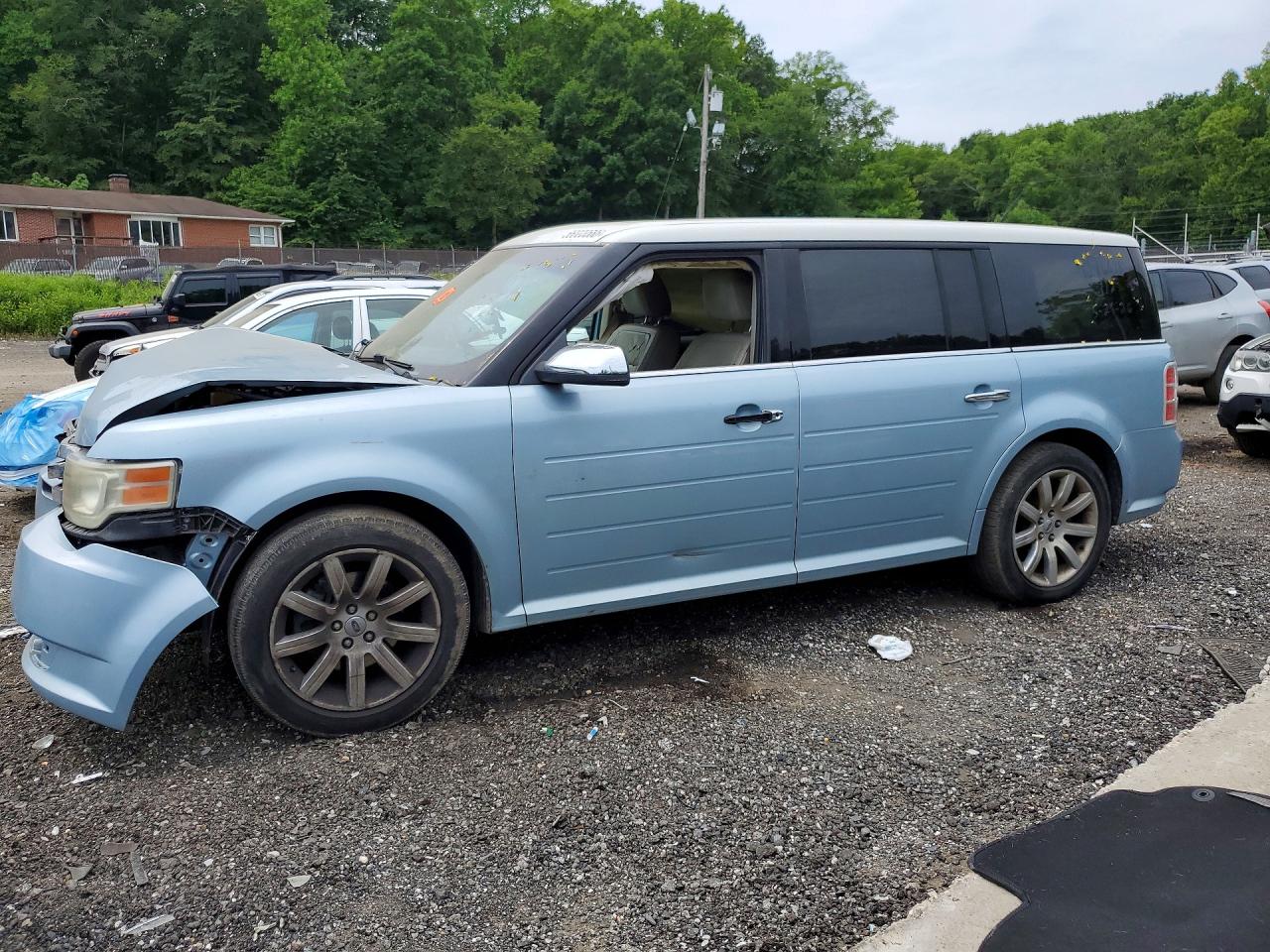 2009 Ford Flex Limited, VIN 2FMDK53C99BA29034 — Front end