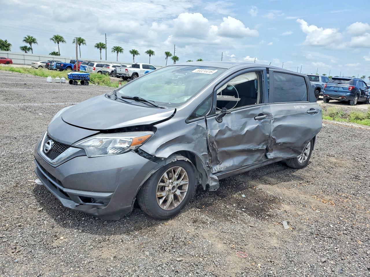 2017 Nissan Note S Plus, VIN 3N1CE2CPXHL368674 — Side