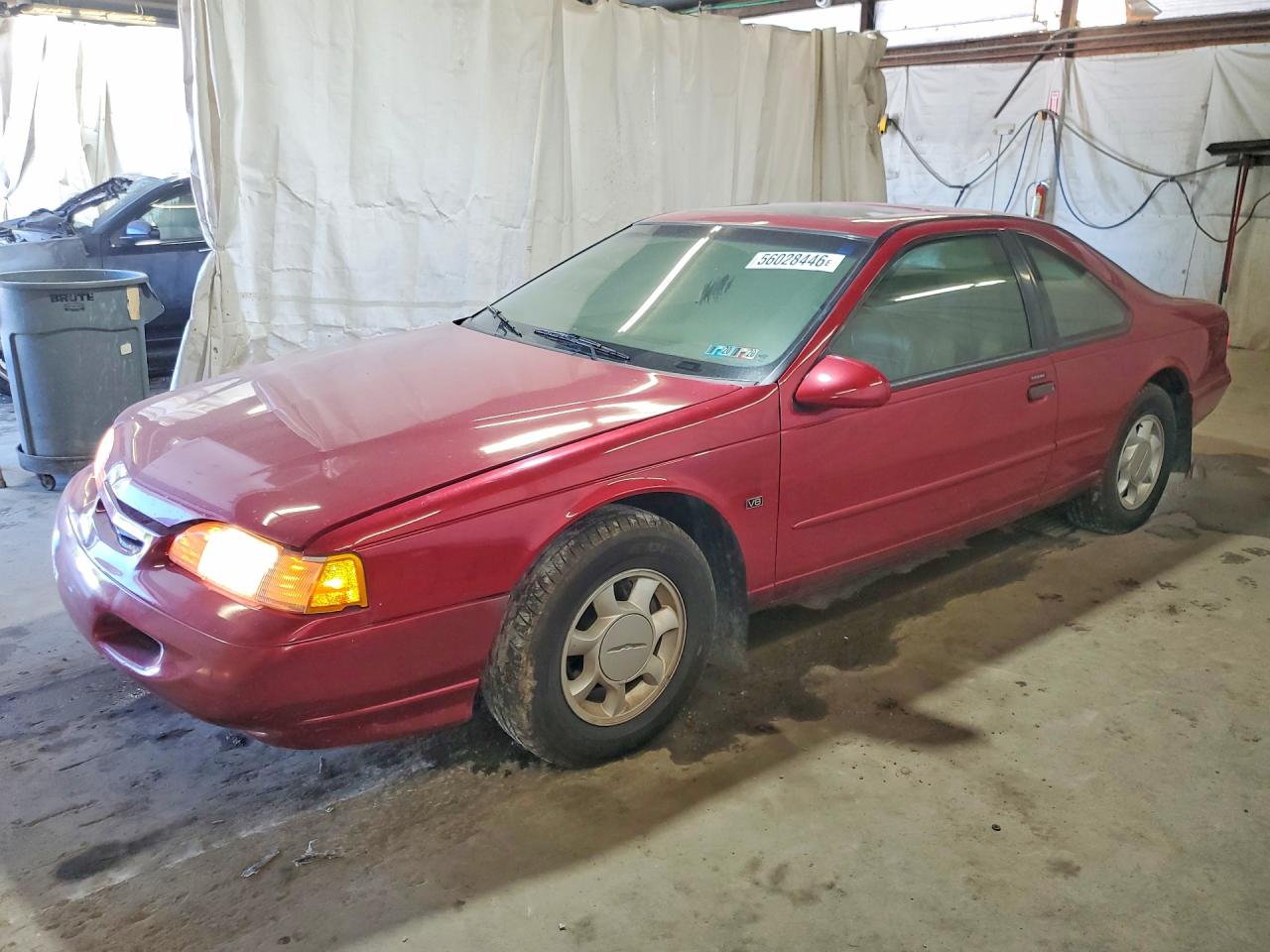 1995 Ford Thunderbird LX, VIN 1FALP62W2SH104495 — Interior fire